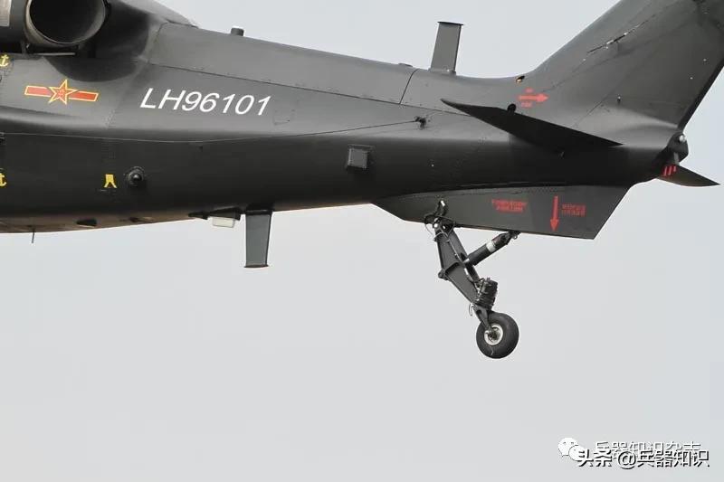 珠海航展改型武直10,2022珠海航展武直10和直8