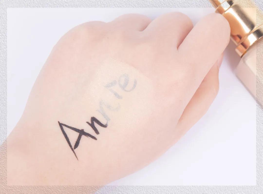 8小时实测11瓶网红粉底液，干皮、油皮、痘痘肌照着买就对了！