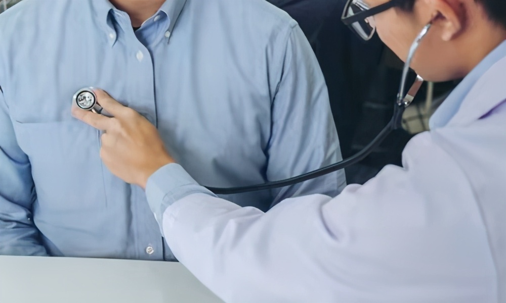 急性心包炎的原因和治疗方法,引起心包炎的原因