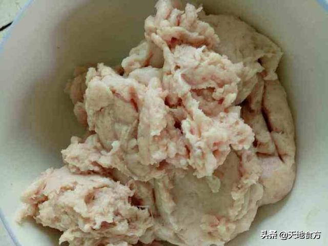 自己制作鱼丸怎么做才爽口q弹,自己做的鱼丸怎么不脆