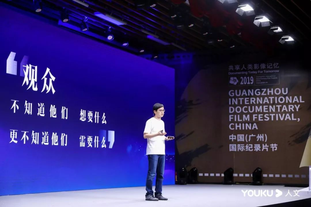 现在年轻人还看电视剧吗,现在的年轻人看网剧