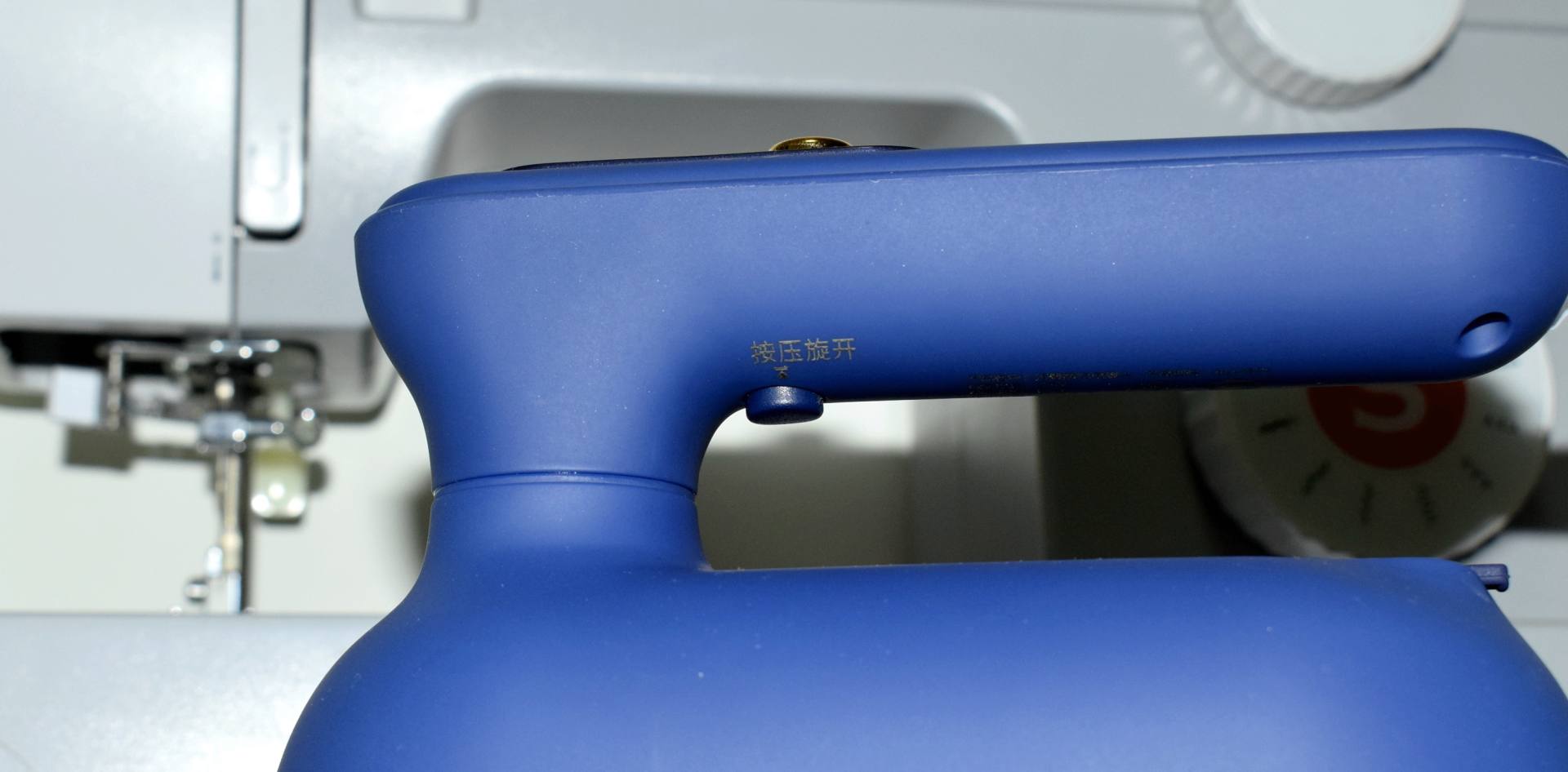 挂烫机家用平式熨烫机,干湿两用烫熨机