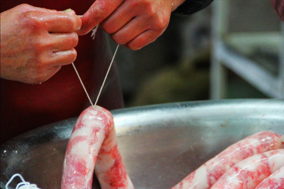 灌香肠秘方谁知道,教你灌香肠配方
