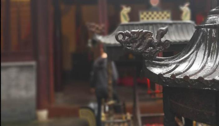 什么是唐诗里的黏连？失粘的诗还是格律诗吗？