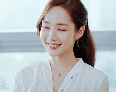 根据自己的脸型选择正确的耳环,长型脸适合戴什么耳环