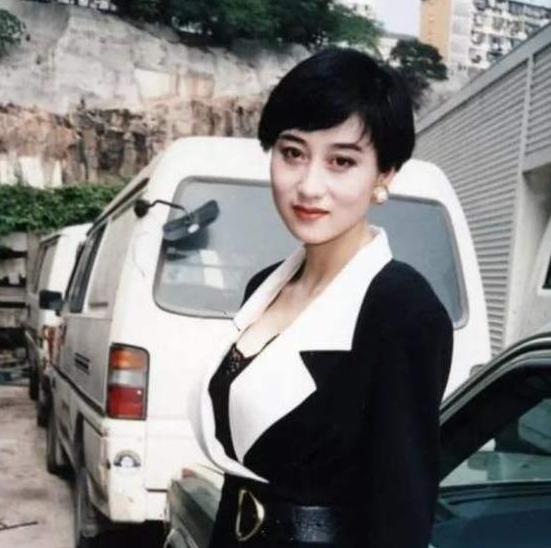 利智李连杰何鸿燊三人故事,利智迷倒赌王