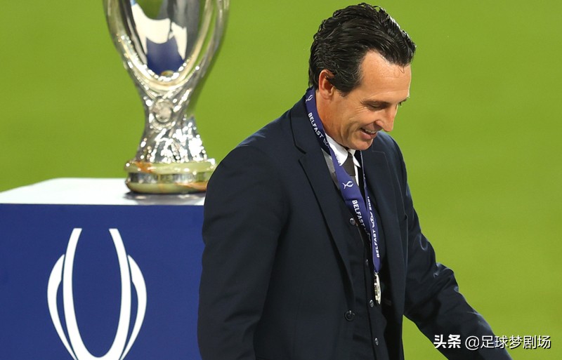 最近十年转会支出最多的十个球队,转会市场最高的十大亚洲现役球员