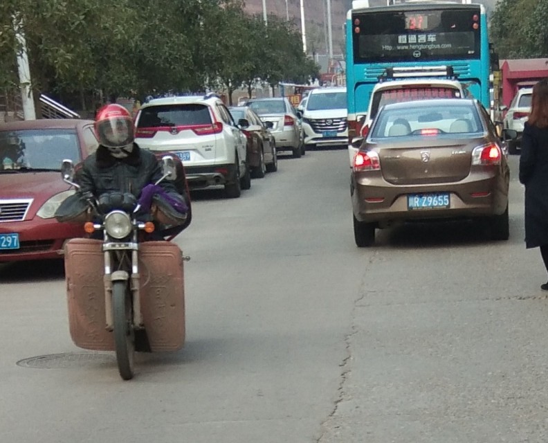 立宇花园设限高24路公交车改道的建议