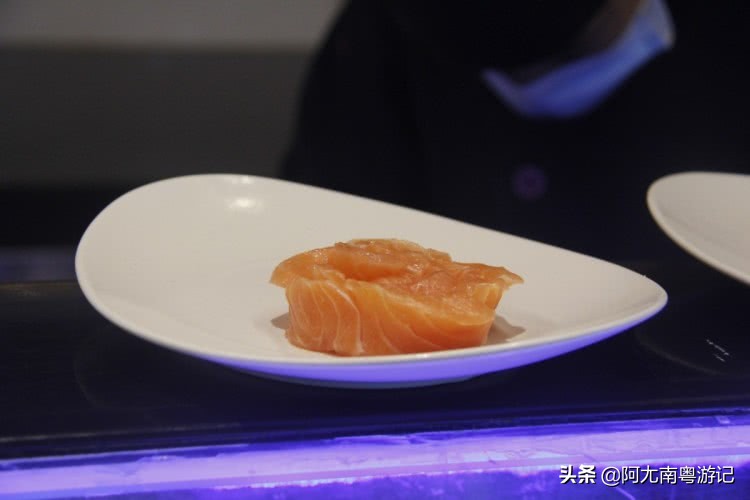 绂忓窞椤剁骇鑷姪缇庨,绂忓窞鑷姪鎺ㄨ崘蹇呭悆