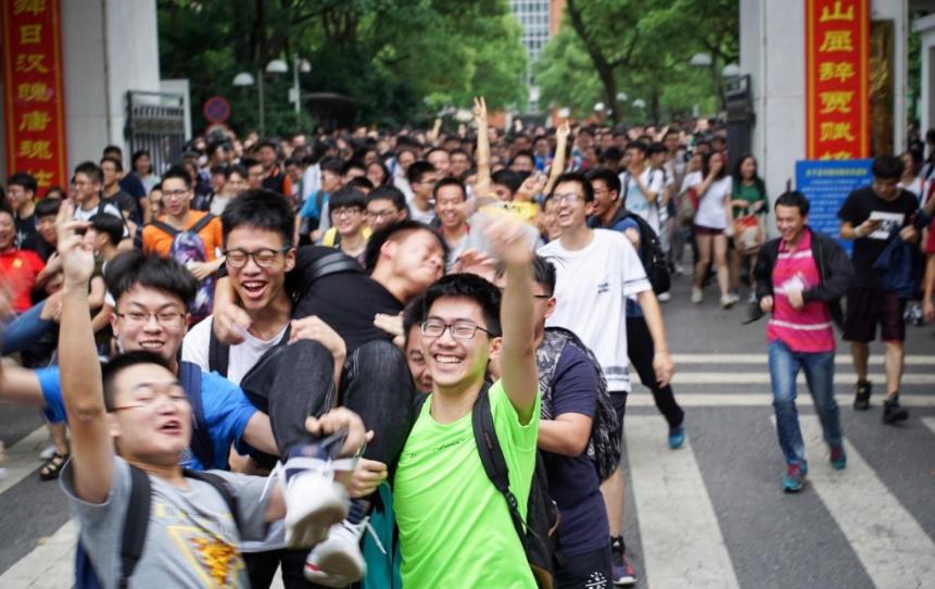 中国排名第一高中河北衡水中学,衡水中学被清华大学录取分数线