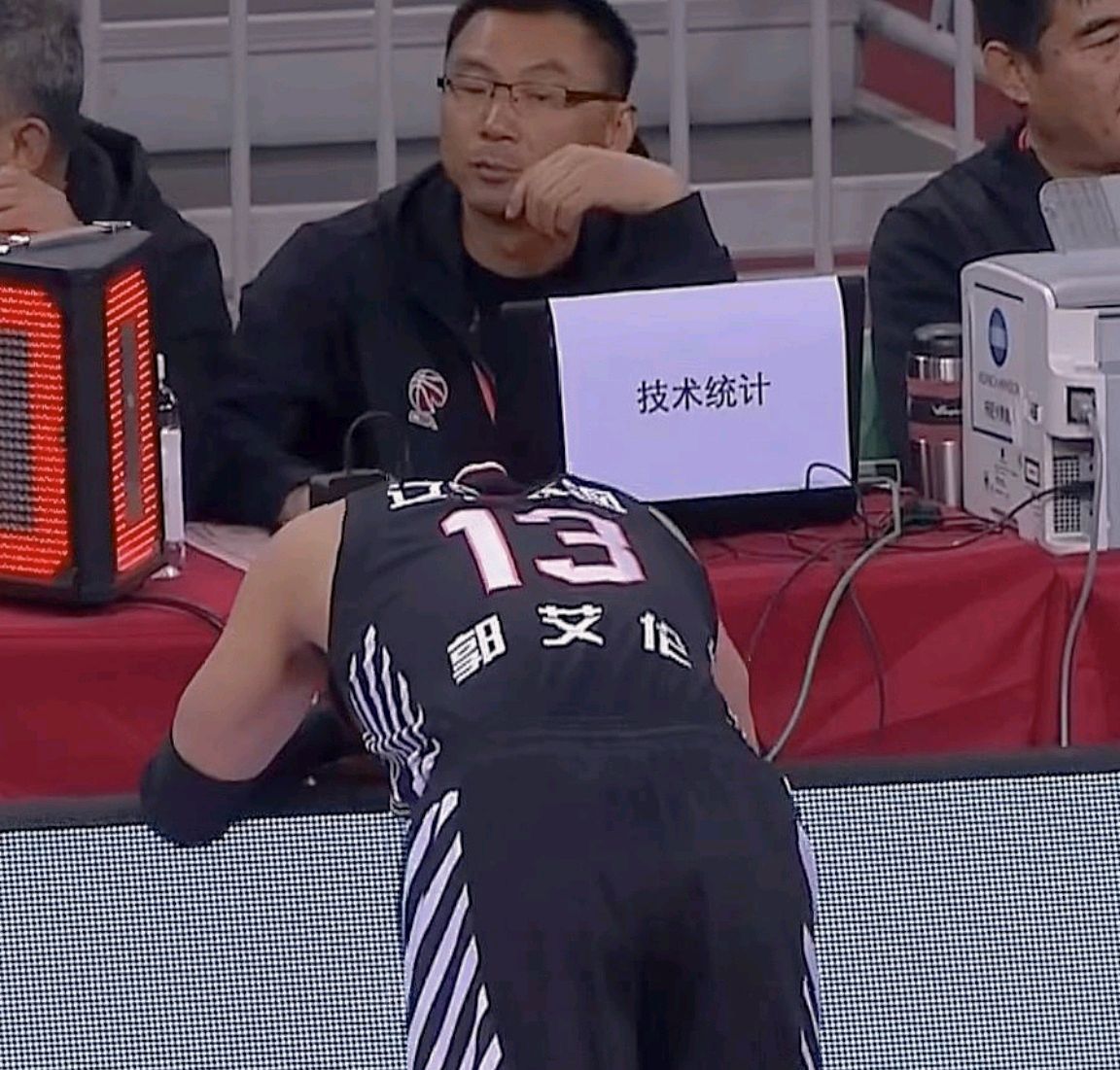 郭艾伦足底康复,郭艾伦什么病需要干细胞治疗