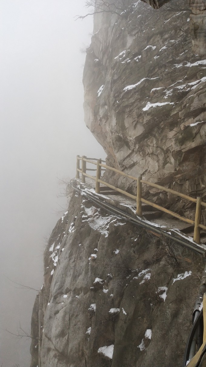 嵩山少林寺三皇寨视频,嵩山少林寺和三皇寨路线