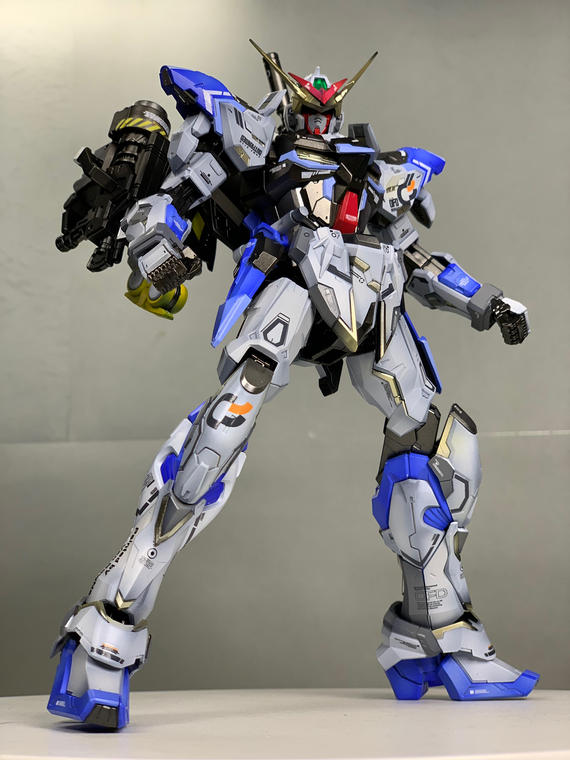 新手适合的mg高达模型,mg1:100高达模型