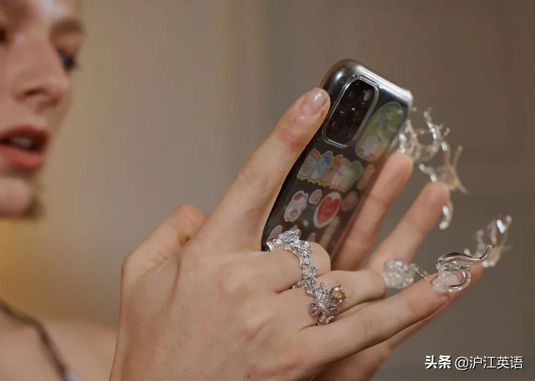 15岁艺术家,15岁走秀