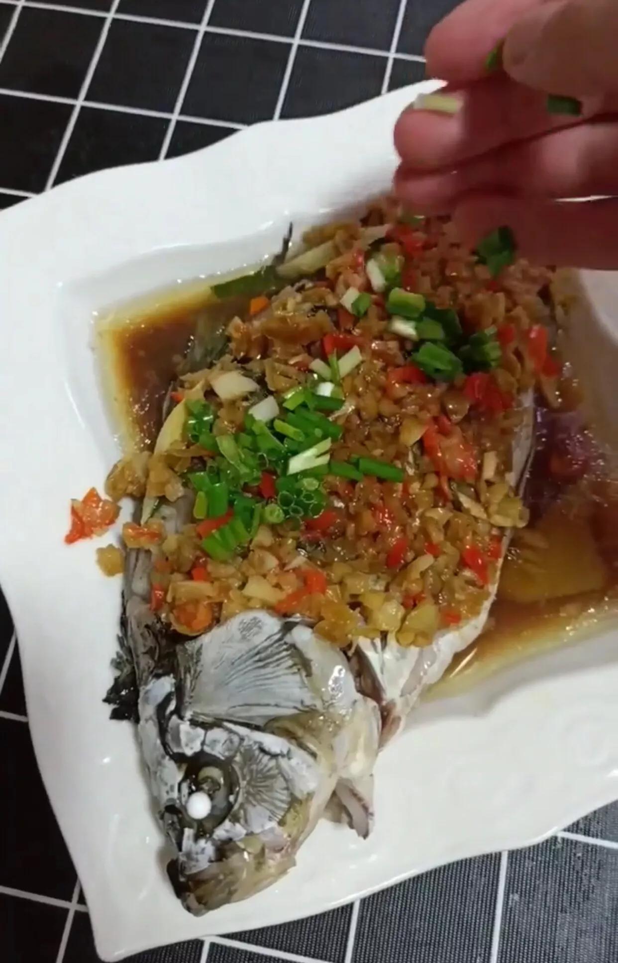 美食剁椒鱼的做法大全,做剁椒鱼剁椒酱直接用行不