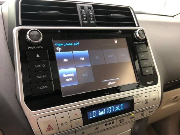 19款丰田霸道2700中东版室内图片,20款中东霸道2700功能大全