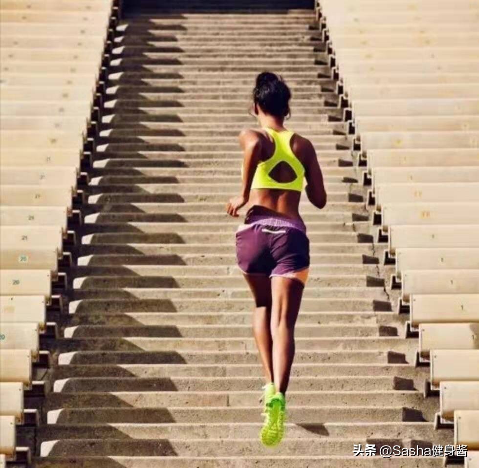 跑步膝怎么治疗,跑步如何避免膝盖超伸