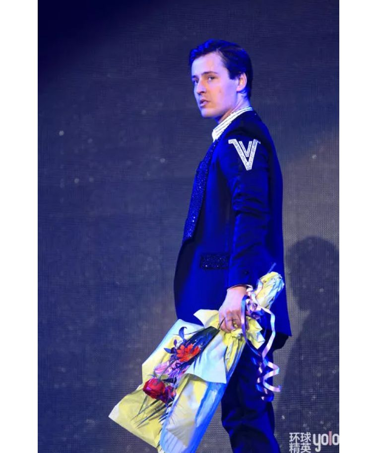 世界第一海豚音维塔斯,海豚音王子维塔斯经典歌曲