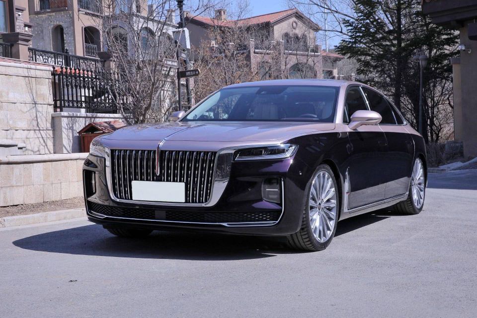 轿车视线好还是suv视线好,轿车和SUV哪个视野更好