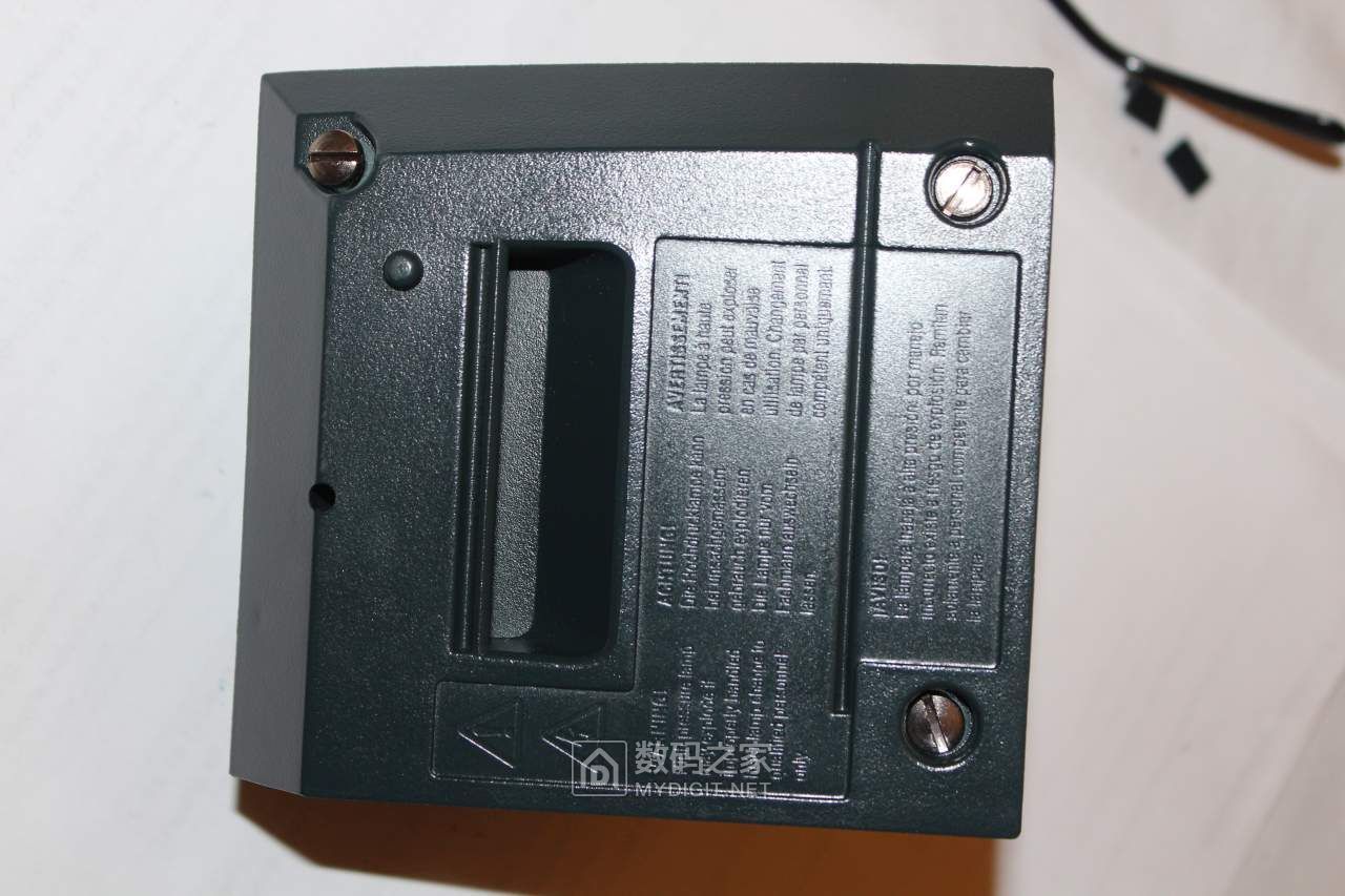 都是钽电容惹的祸：拆修宝施玛（Proxima）3LCD投影机三无故障