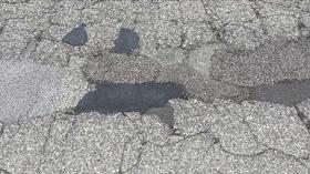 国外打造快速修路神器,国外新发明的路面神器