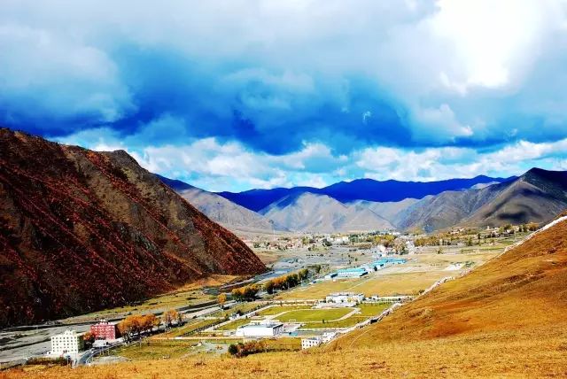 唯愿不负美景不负卿,不负美景不负卿什么意思