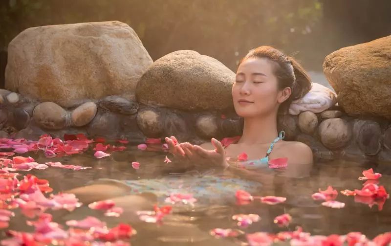 武汉周边温泉东南亚风情酒店,武汉周边温泉别墅度假哪里好