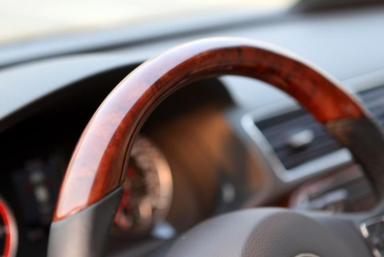 大众帕萨特1.8t最高配内饰,大众帕萨特330星空次顶配内饰