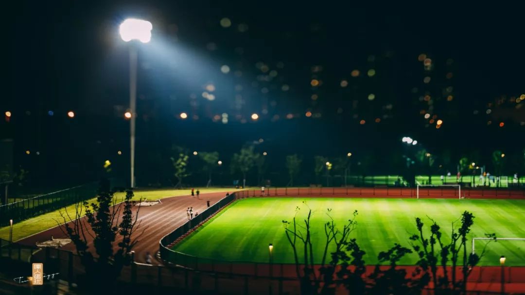 鑻忓窞濂ヤ綋涓績鍟嗕笟骞垮満涔愰珮,鑻忓窞浣撹偛涓績涔愰珮