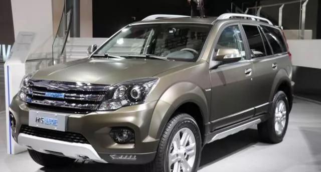 既可以家用又可以越野的车推荐,四驱最省油能上山的硬派越野车