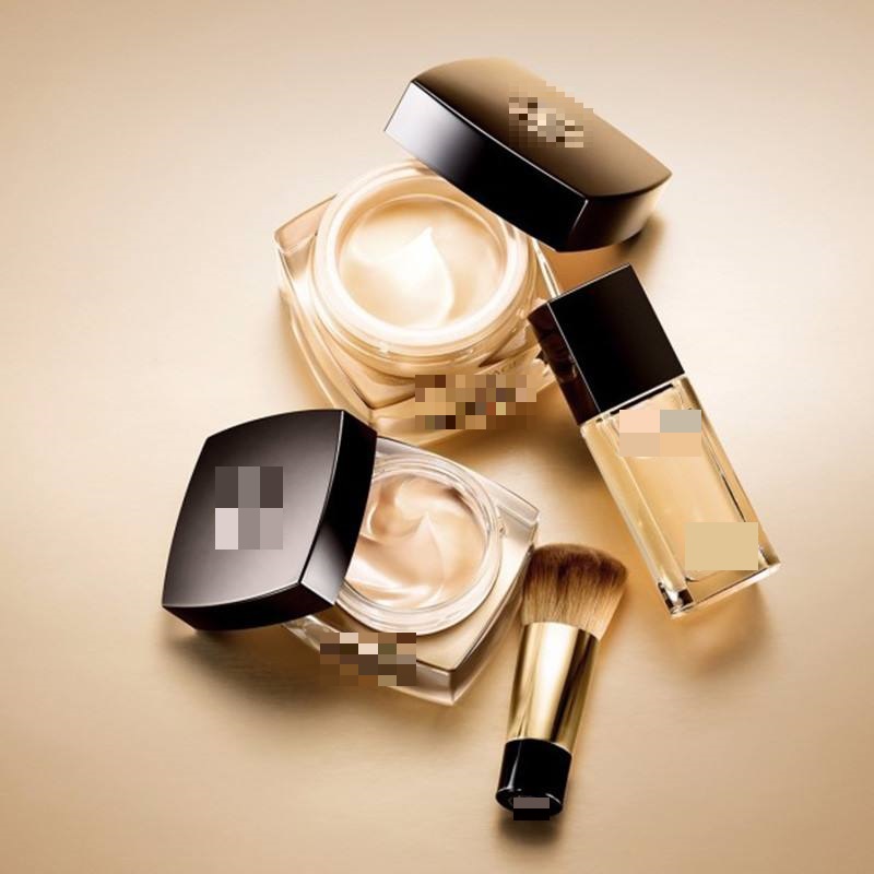 夏天油性皮肤脱妆严重，这6个日常小技巧，让你妆容精致嗨一天