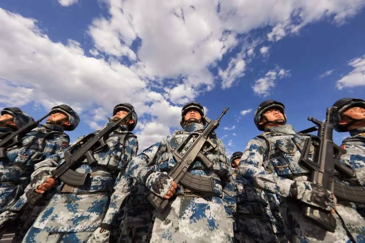 日本20式突击步枪,日本自卫队改二战军服