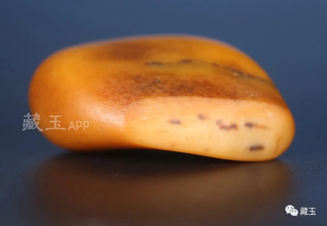 栗子黄玉和鸡油黄有什么区别,和田玉沁料