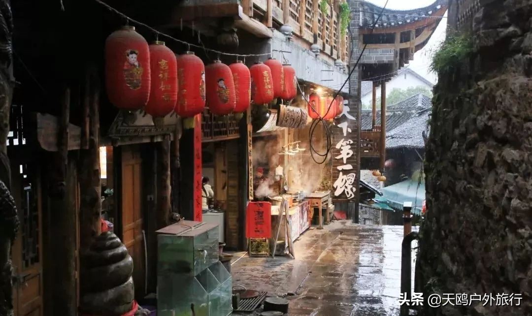 电影芙蓉镇取景地,芙蓉镇的拍摄背景