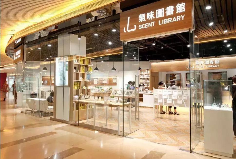 继必胜客之后，气味图书馆又要和德克士出烟熏味香水了