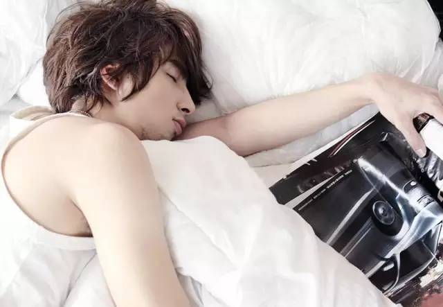 卡路福床垫是十大品牌床垫吗,卡路福床垫和斯可馨床垫哪个好