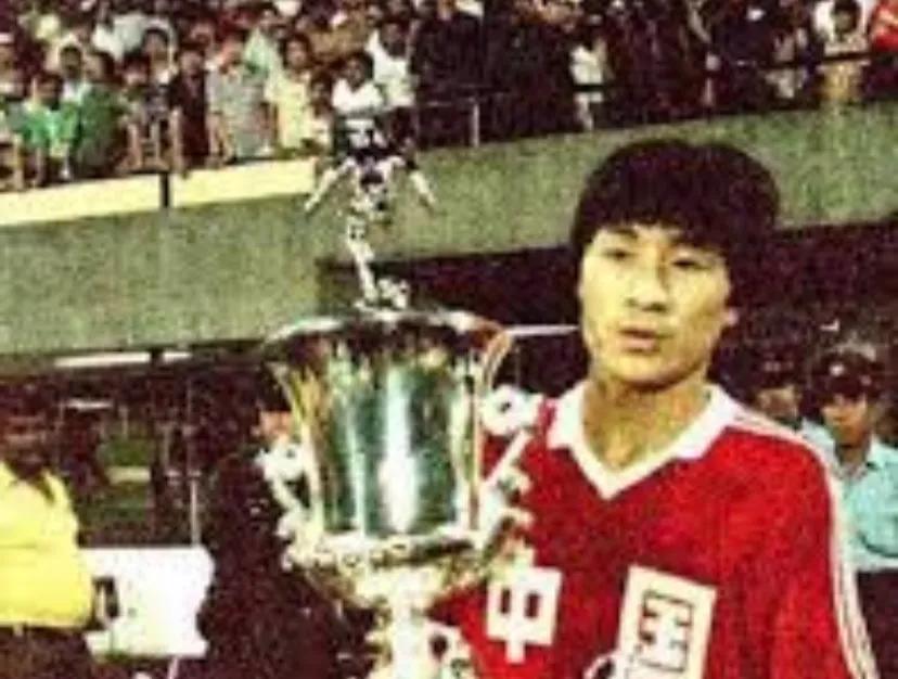 国足11个人代表最高水平吗,回顾国足十大经典阵容