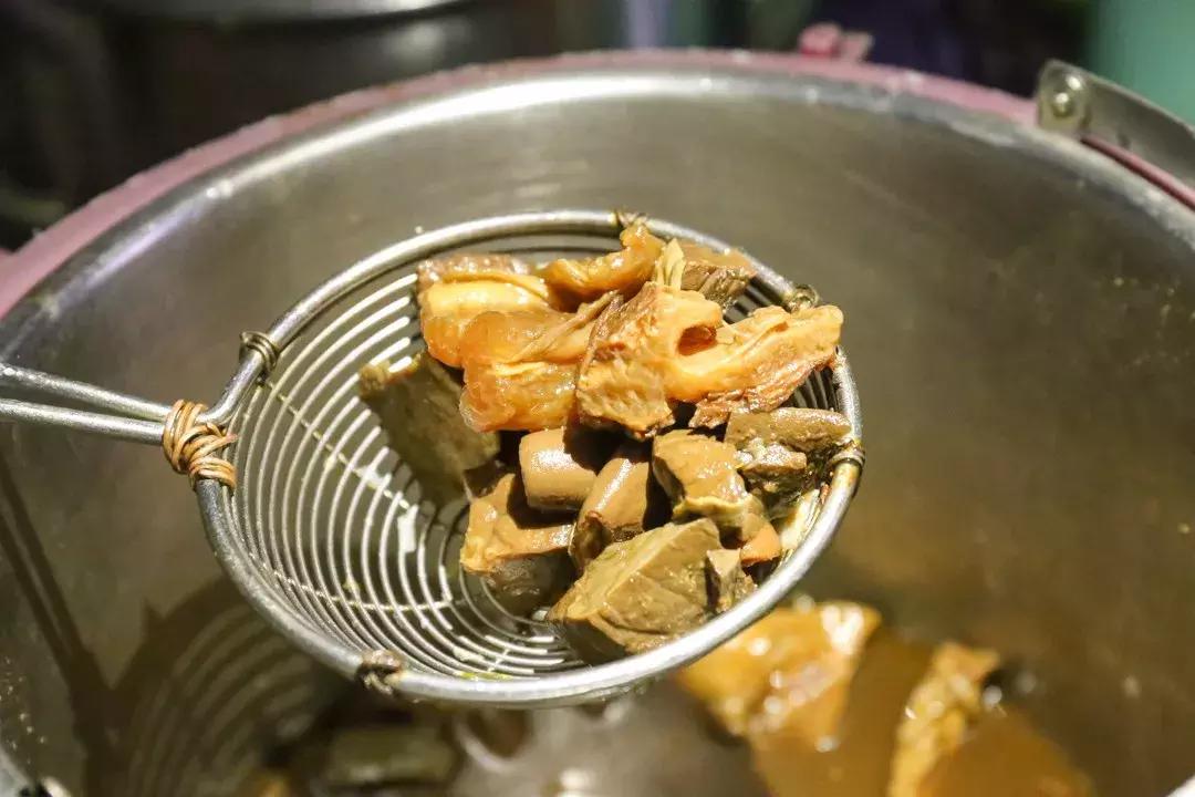 只开两三个小时的店,广州正宗老牌牛杂店