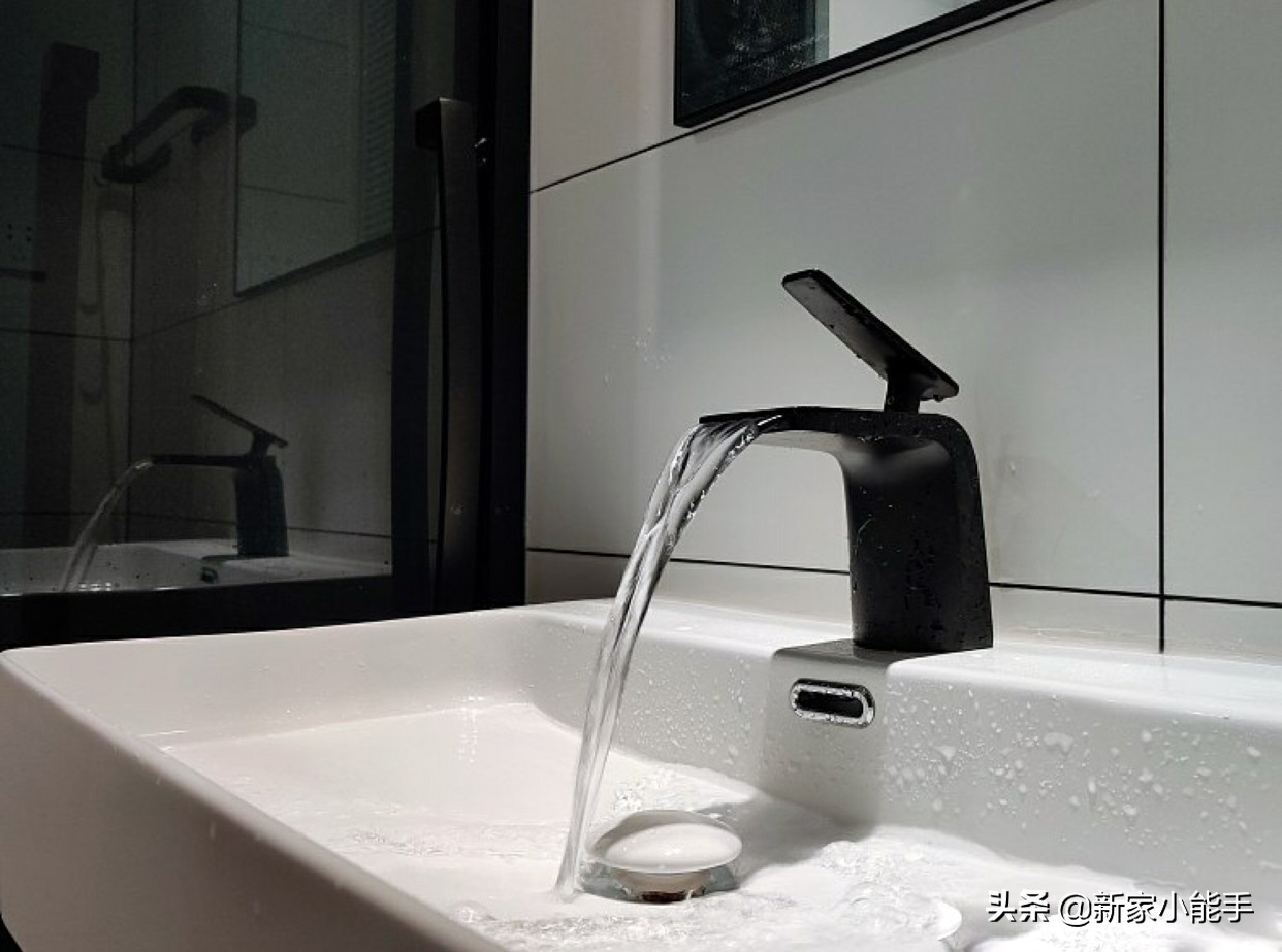 她家装修美式风格,家装电视墙设计现代简约