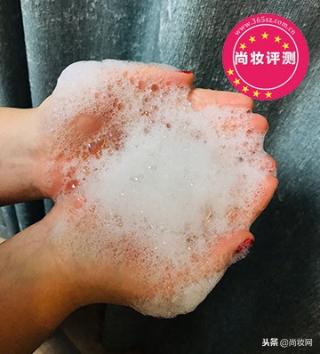 东方宝石水莲花沐浴乳,东方宝石香氛沐浴乳测评