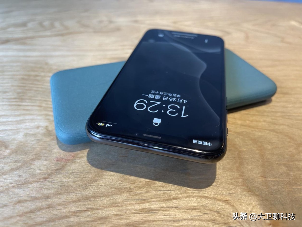 实测麦多多磁吸充电宝,苹果11可以用麦多多磁吸充电宝