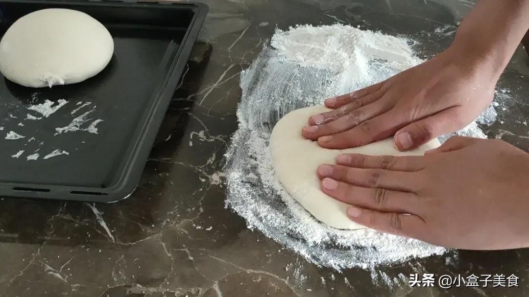 薄皮脆披萨做法,薄底脆皮披萨做法