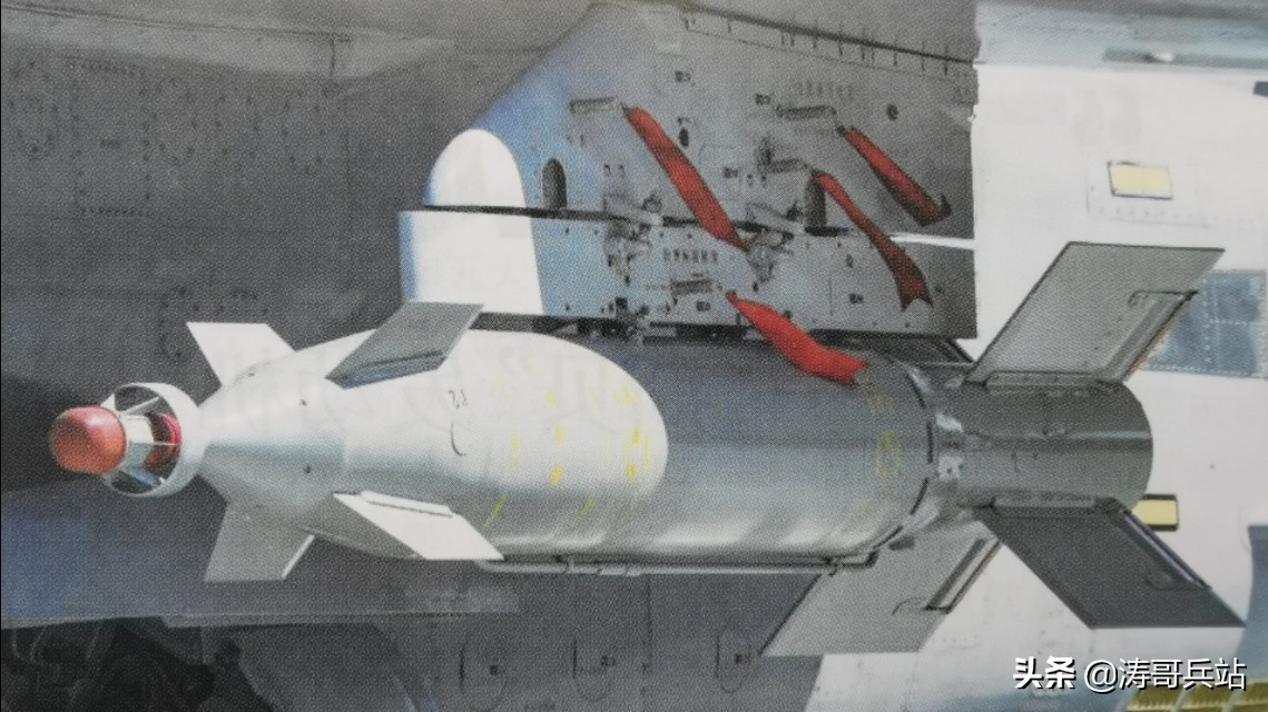 飞豹歼轰新型战机,飞豹战机开推力
