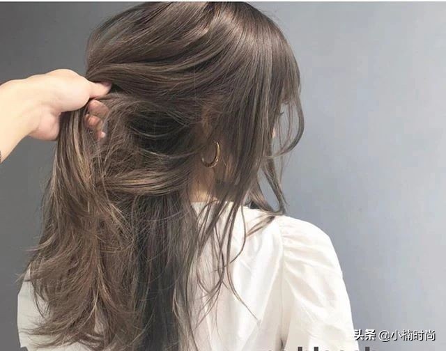 2023流行发色韩系,米色奶棕色的发色推荐