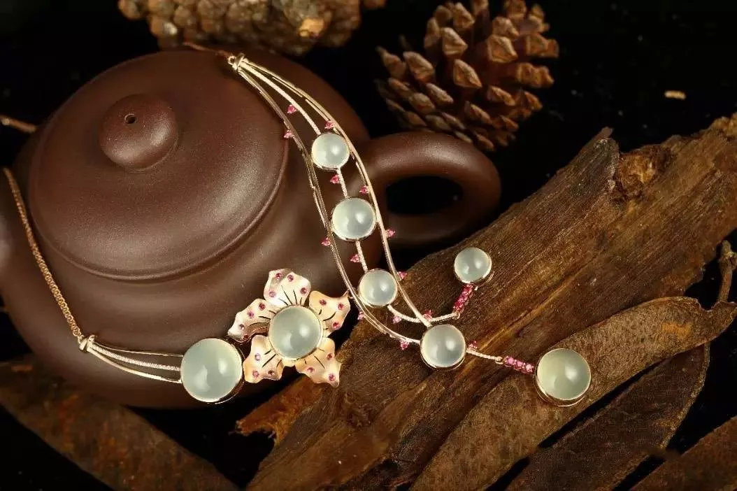 教你一秒钟识别6种爆款假珠宝,五种高大上伪珠宝玉石