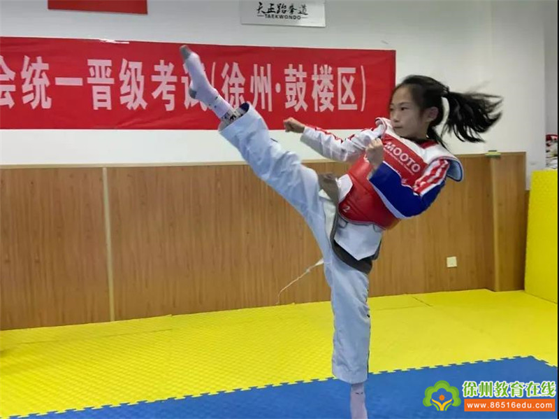 小学社团活动掠影,东街小学社团展示活动剪影