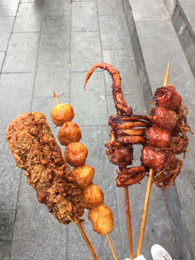 炸串摆摊开店技术视频教学,开炸串店新手必学