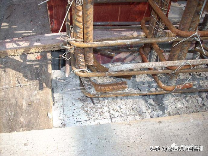 施工现场钢筋安装绑扎通病案例,钢筋质量通病基础知识培训讲义