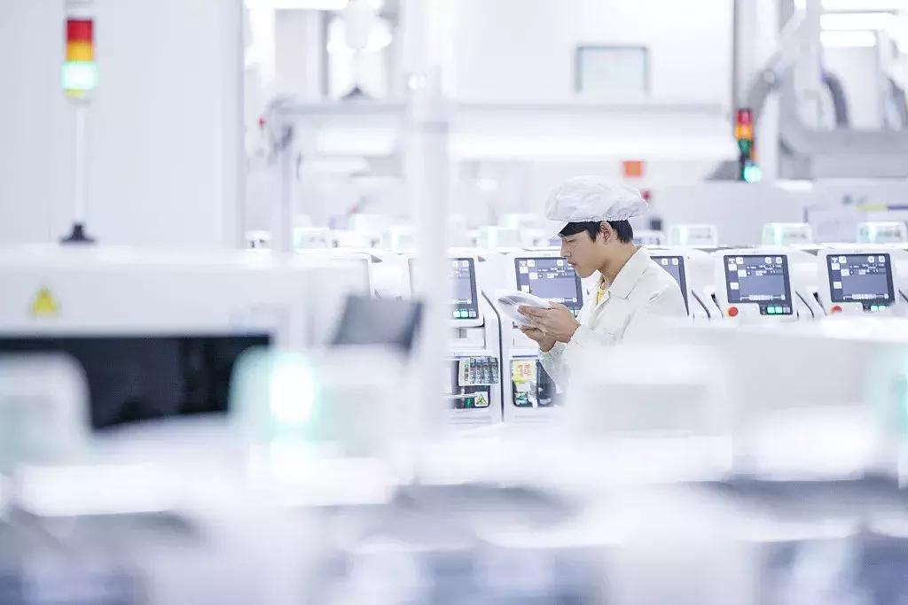 这200多项证明以后都不用交了！办事更省事儿中国政府网