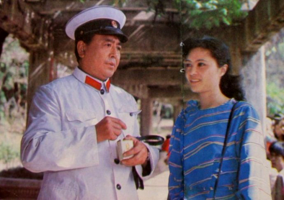 演员马军勤的照片,马军勤年轻时的盛世容颜